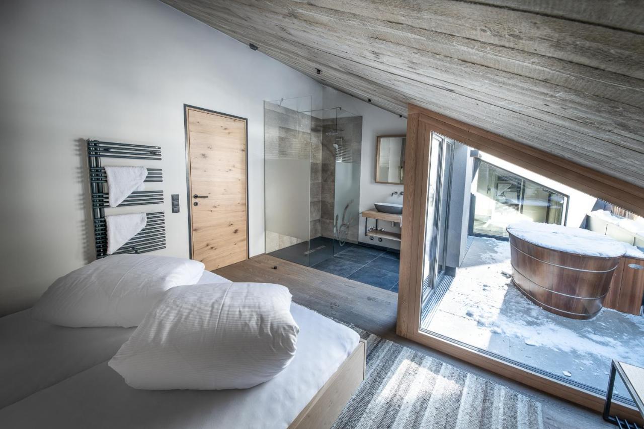 Glanz & Glory Appartements Laengenfeld ภายนอก รูปภาพ