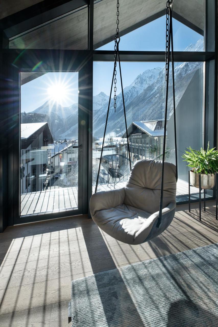 Glanz & Glory Appartements Laengenfeld ภายนอก รูปภาพ
