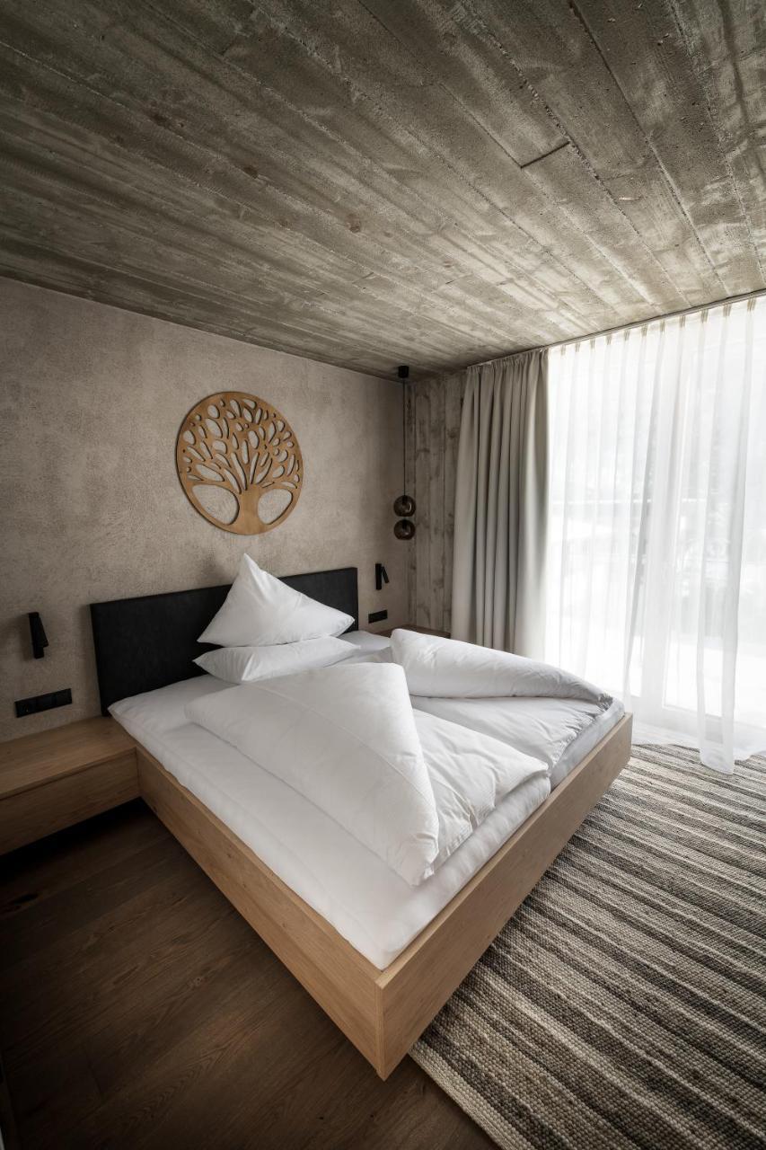 Glanz & Glory Appartements Laengenfeld ภายนอก รูปภาพ