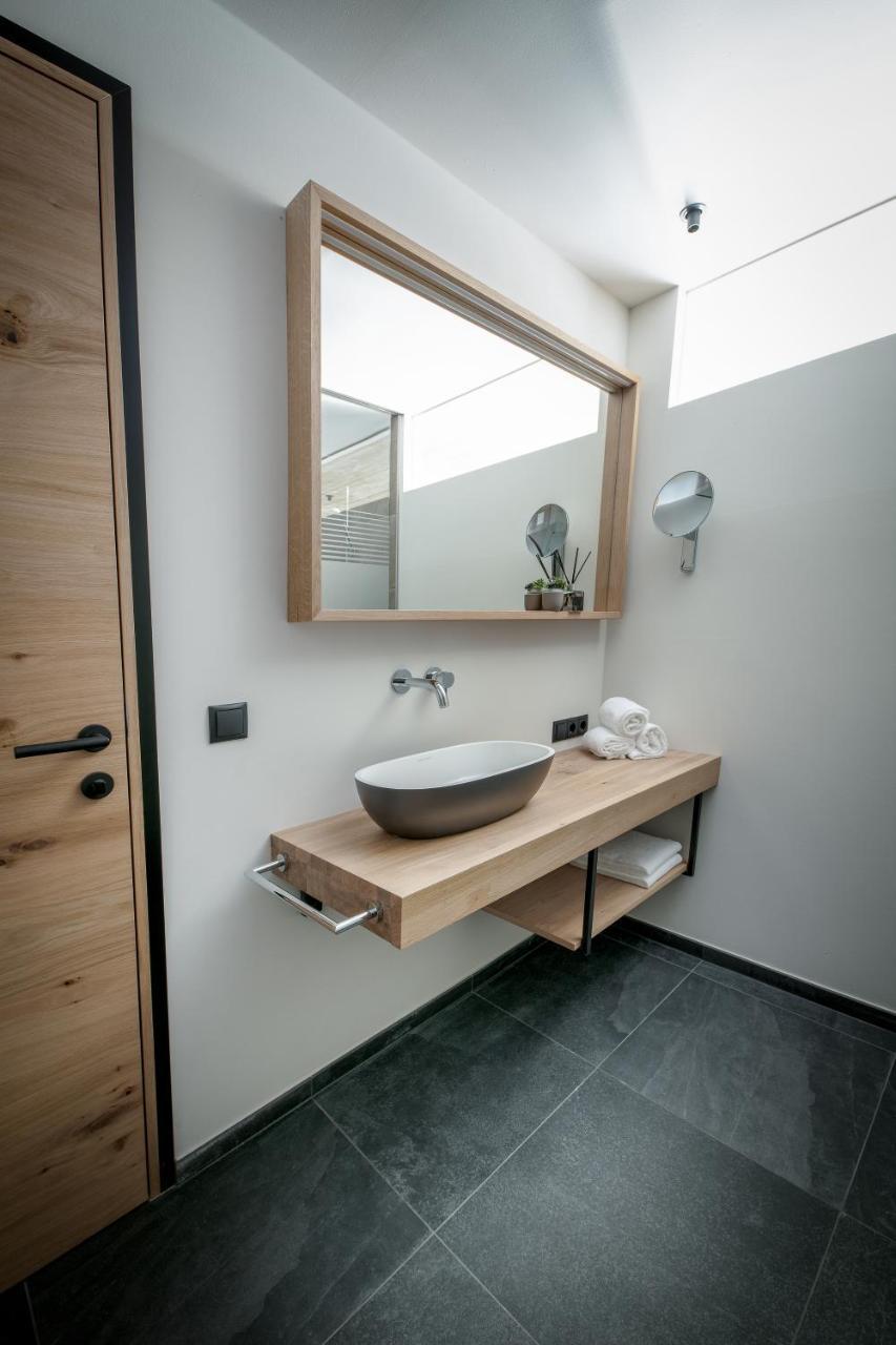 Glanz & Glory Appartements Laengenfeld ภายนอก รูปภาพ
